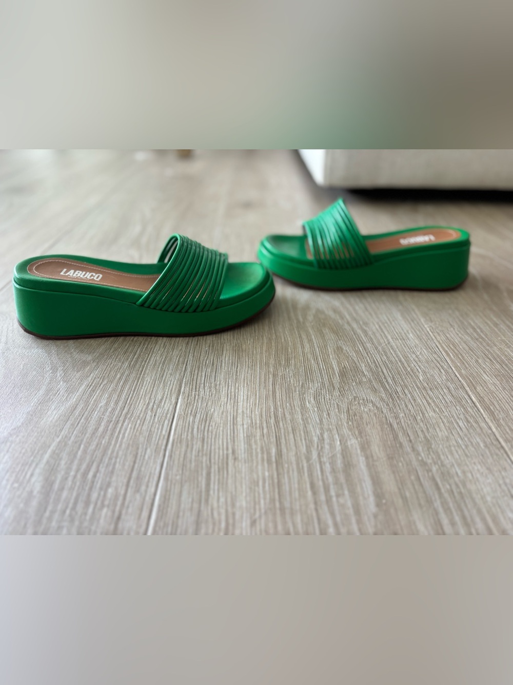 Labucq Green Platform Slide Sandals